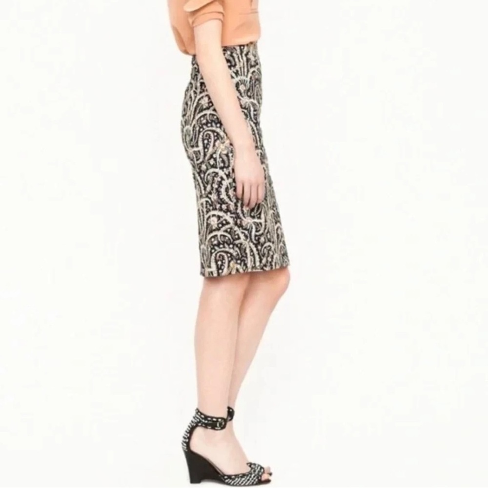 J. CREW Pencil Skirt Sz 6 Feather Paisley Print Navy Blue Multi No. 2 Office - Picture 3 of 13